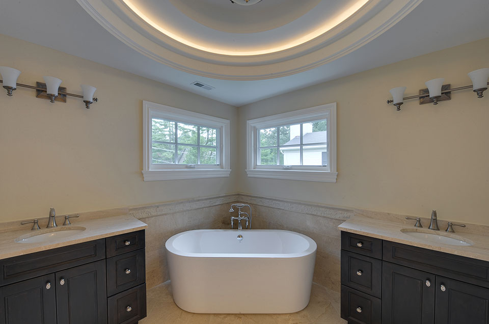 1005-Queens-Glenview - Master  Bathroom  Tub  View - Globex Developments Custom Homes