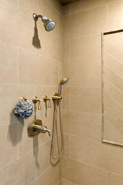 1044-Woodlawn-Glenview - Master-Bathroom-Shower - Globex Developments Custom Homes
