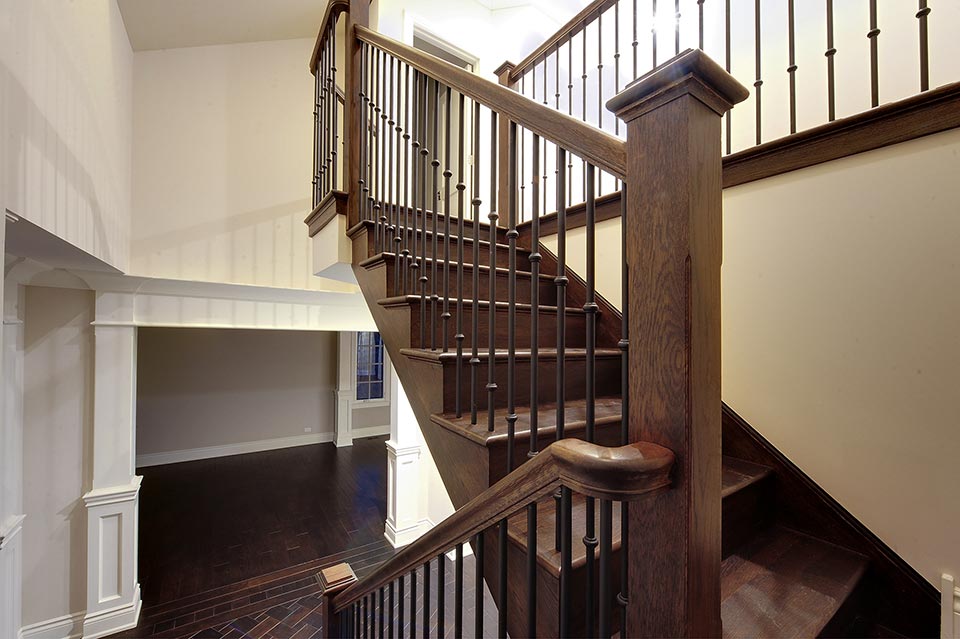 1216-Raleigh-Glenview - Staircase Detail - Globex Developments Custom Homes