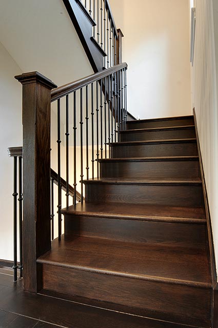 1216-Raleigh-Glenview - Staircase - Globex Developments Custom Homes