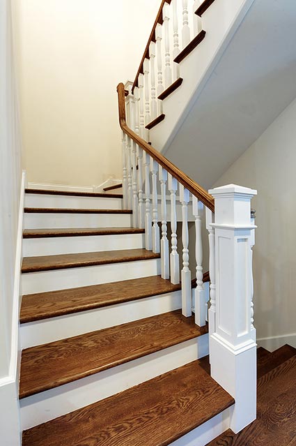 124-Berry-Park-Ridge - Staircase - Globex Developments Custom Homes