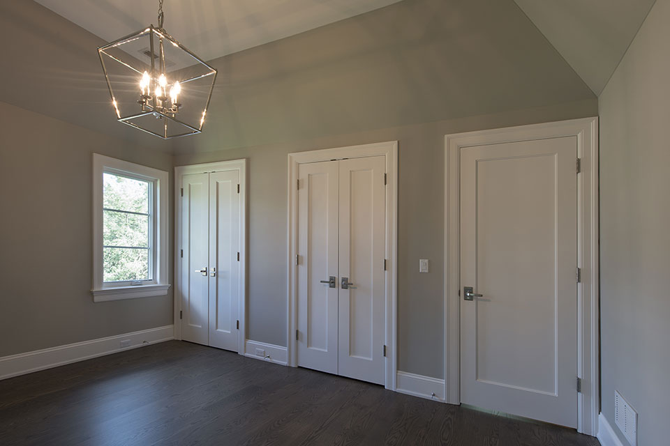 1429-Pleasant-Glenview - Bedroom, Paint Grade Interior Doors - Globex Developments Custom Homes