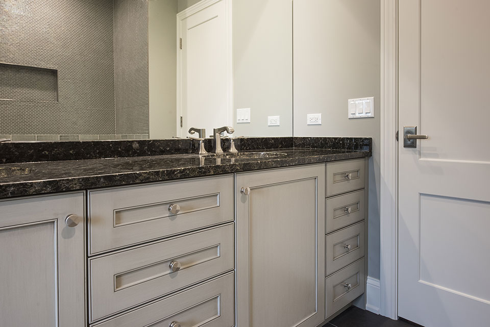 2354-Wood-Drive-Northbrook - Vanity Bathroom - Globex Developments Custom Homes
