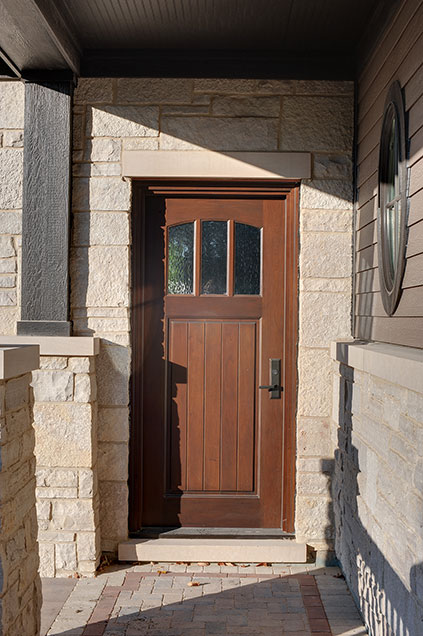 304-McArthur-Mt-Prospect - side-entry-door - Globex Developments Custom Homes
