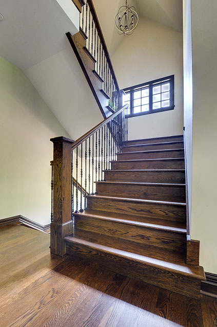 316-Luthin-Oak-Brook - Staircase Front View - Globex Developments Custom Homes