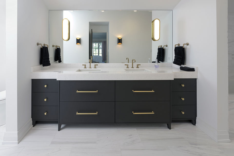 Branch-Rd-Glenview-Modern-Home - Guest Bathroom Cabinet - Globex Developments Custom Homes