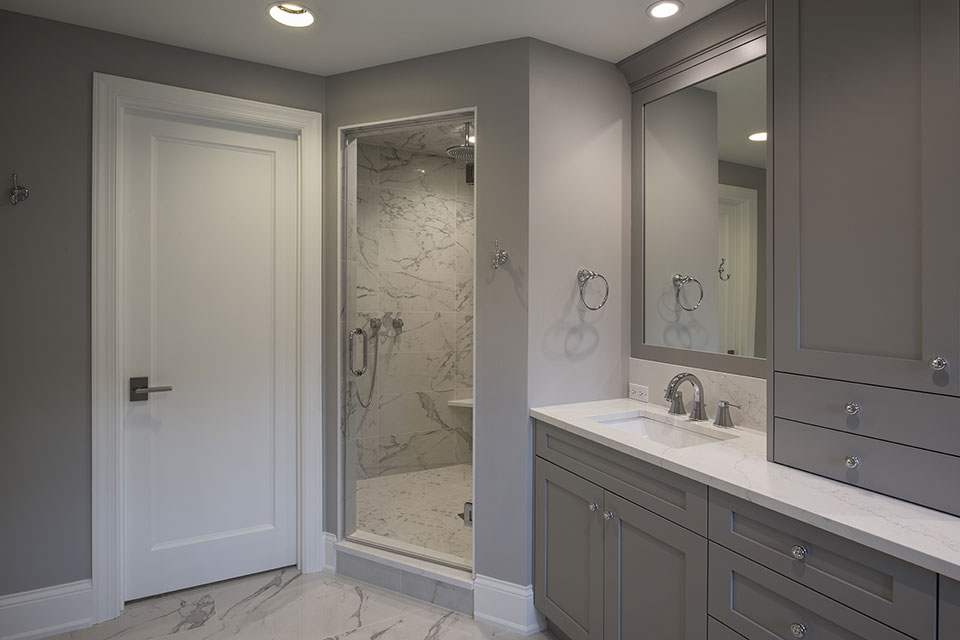 Glenview-Custom-100 - Master Bathroom, Shower, Paint Grade Door - Globex Developments Custom Homes