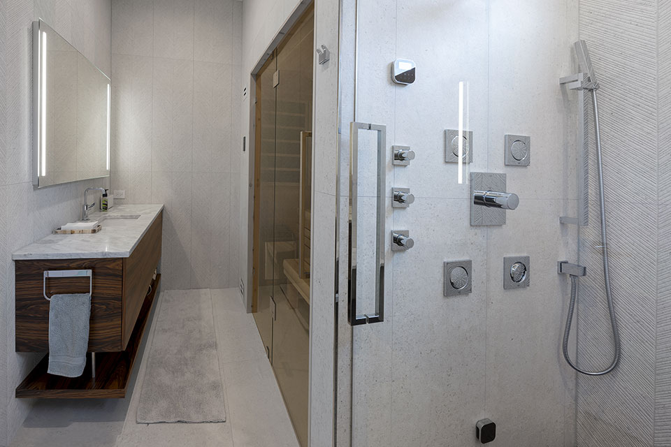 Modern-Home-Highland-Park - Bathroom,-Shower - Globex Developments Custom Homes