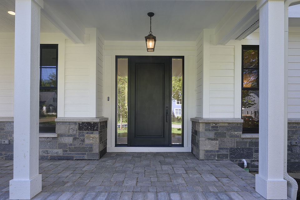 1444-Hawthorne-Glenview - Entrance,-Single-Doors-with-2-Sidelites,-Clear-Beveld-Glass - Globex Developments Custom Homes
