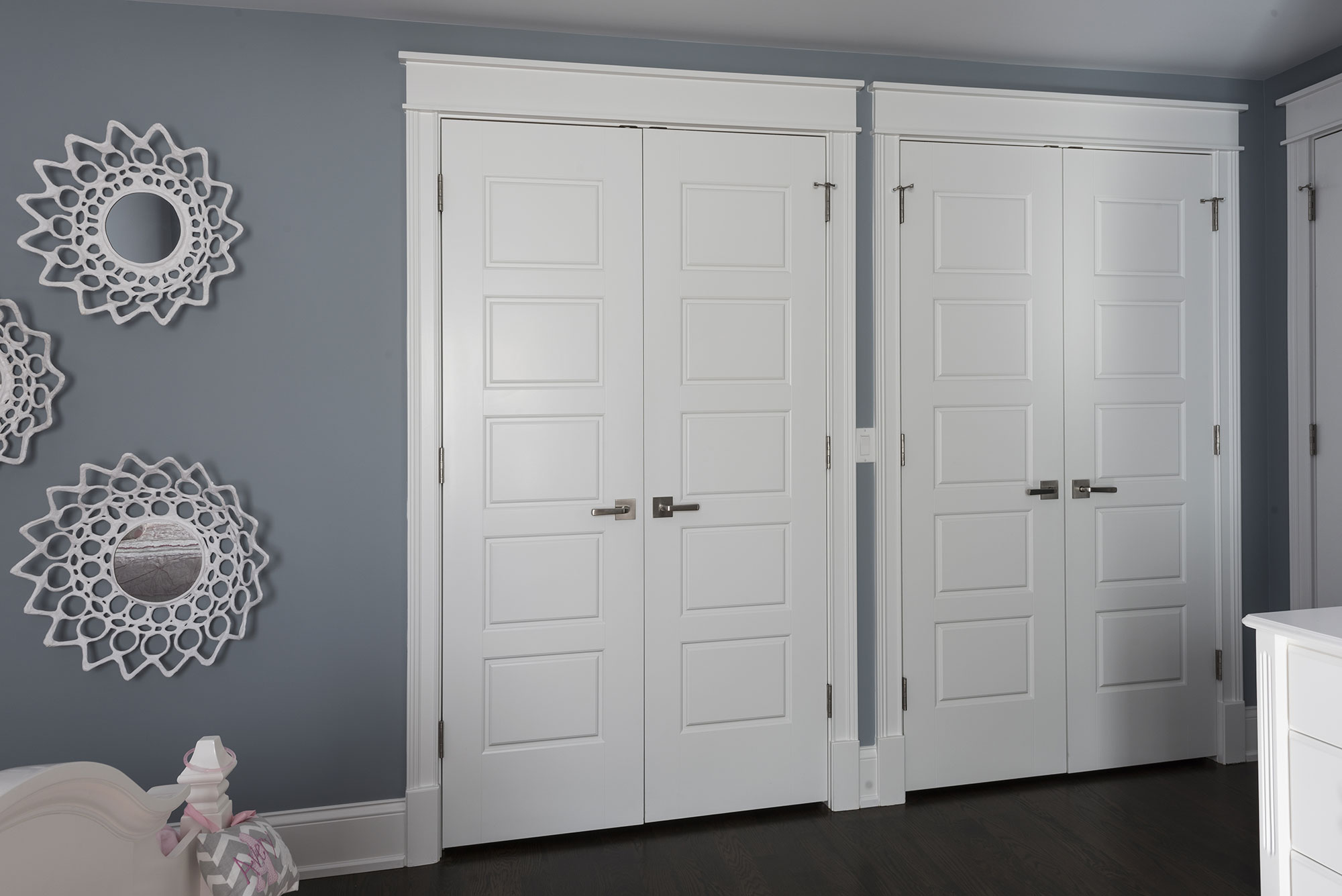 2430-Fir-St-Glenview - Coset-Doors,-Girl-Bedroom - Globex Developments Custom Homes