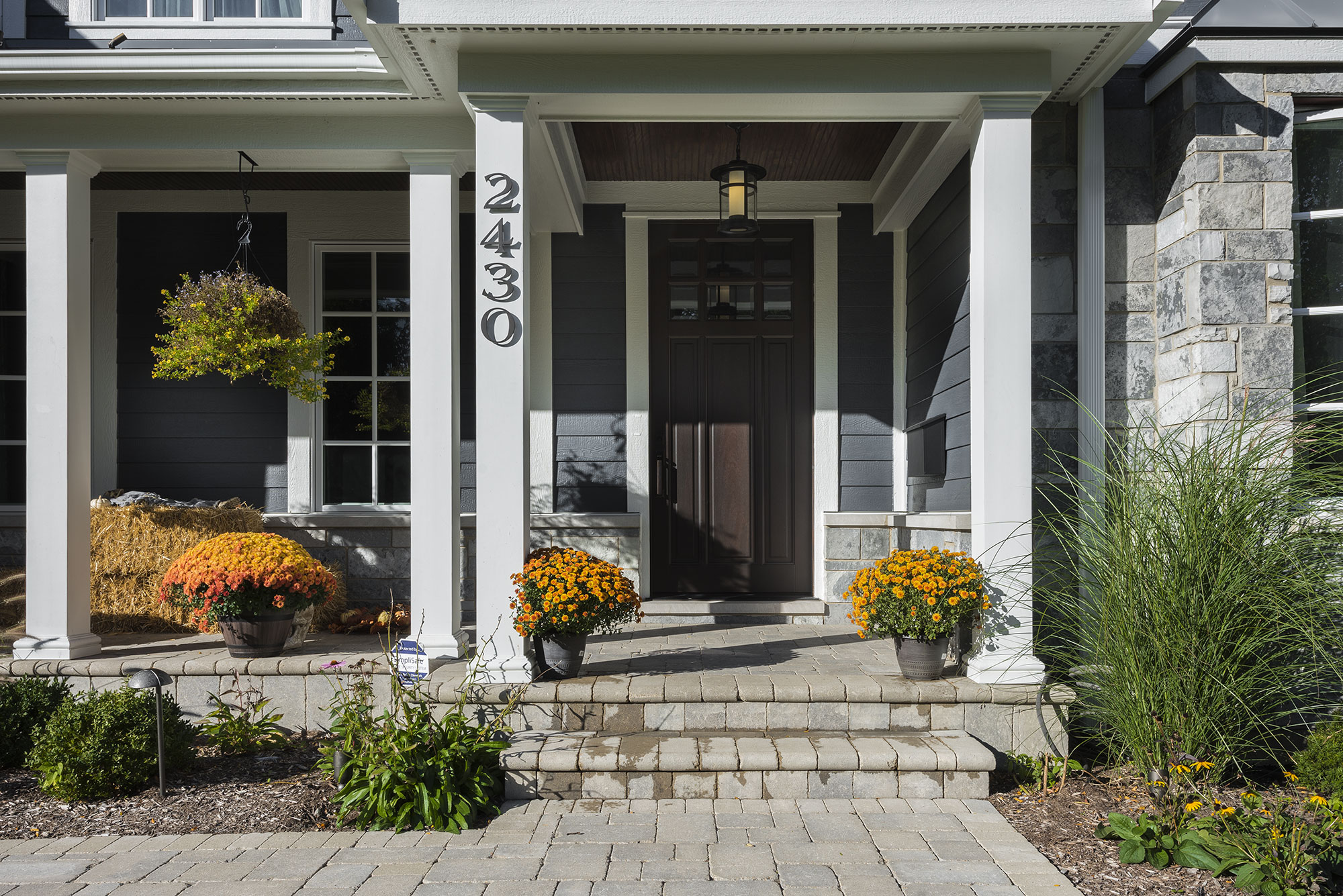 2430-Fir-St-Glenview - Front-Door,-Exterior - Globex Developments Custom Homes
