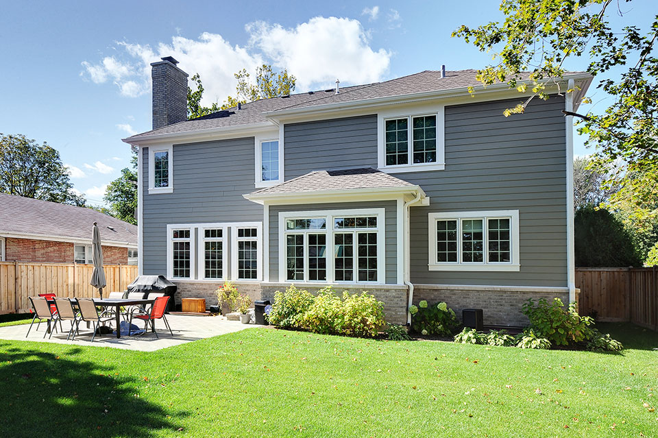 305-Neva-Glenview - House-Backyard - Globex Developments Custom Homes