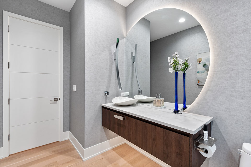 836-Arbor-Ln-Glenview - Bathroom-Vanity-and-Interior-Door - Globex Developments Custom Homes