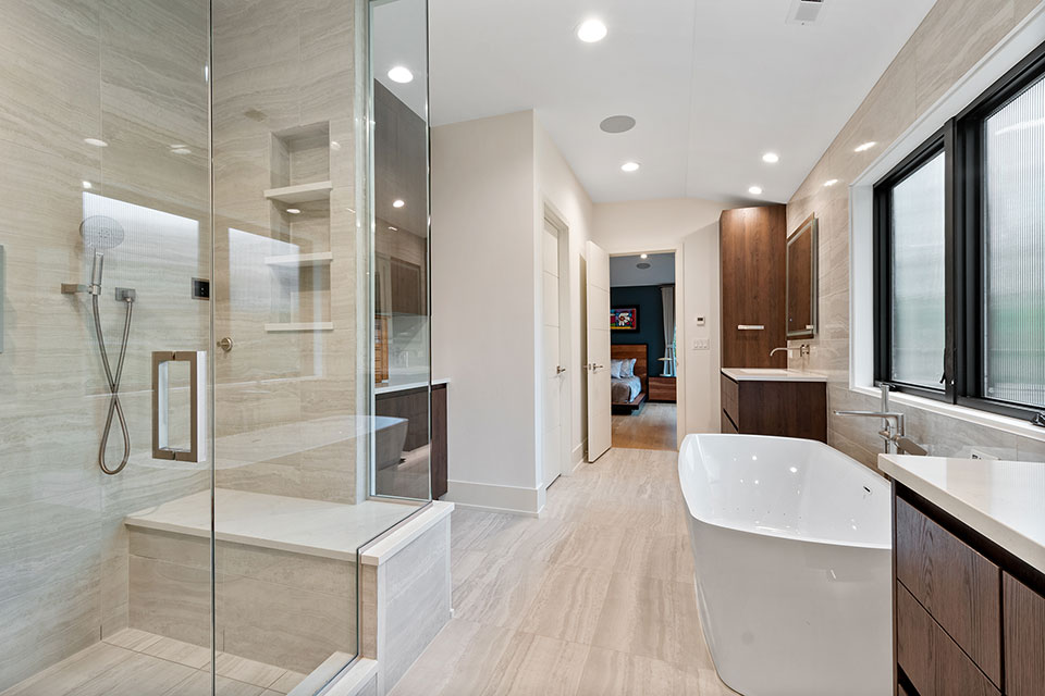 836-Arbor-Ln-Glenview - Master-Bathroom-View2 - Globex Developments Custom Homes