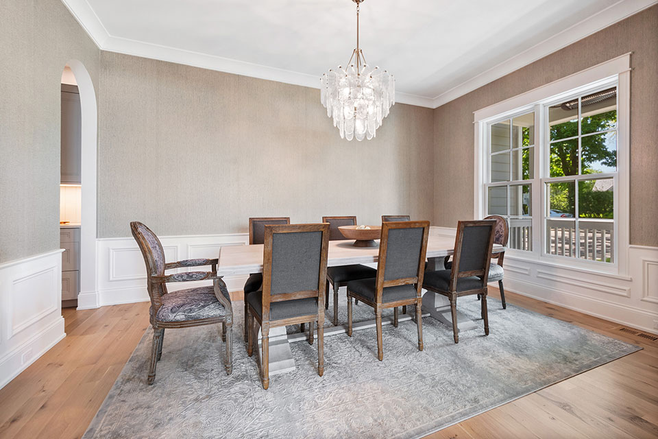 Glenview-Custom-Home-103 - Dining Room - Globex Developments Custom Homes