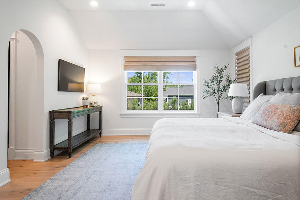 Glenview-Custom-Home-103 - Master Bedroom Side View - Globex Developments Custom Homes