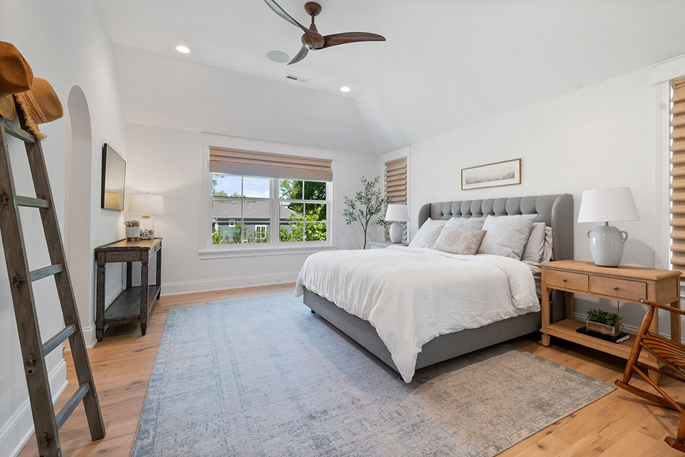 Glenview-Custom-Home-103 - Master Bedroom - Globex Developments Custom Homes