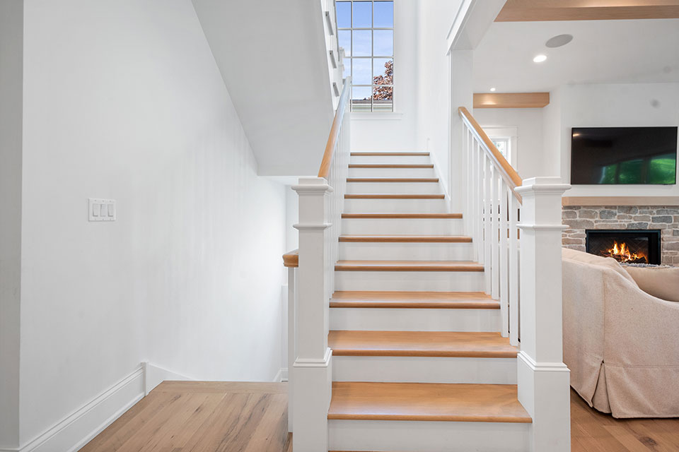 Glenview-Custom-Home-103 - Staircase - Globex Developments Custom Homes
