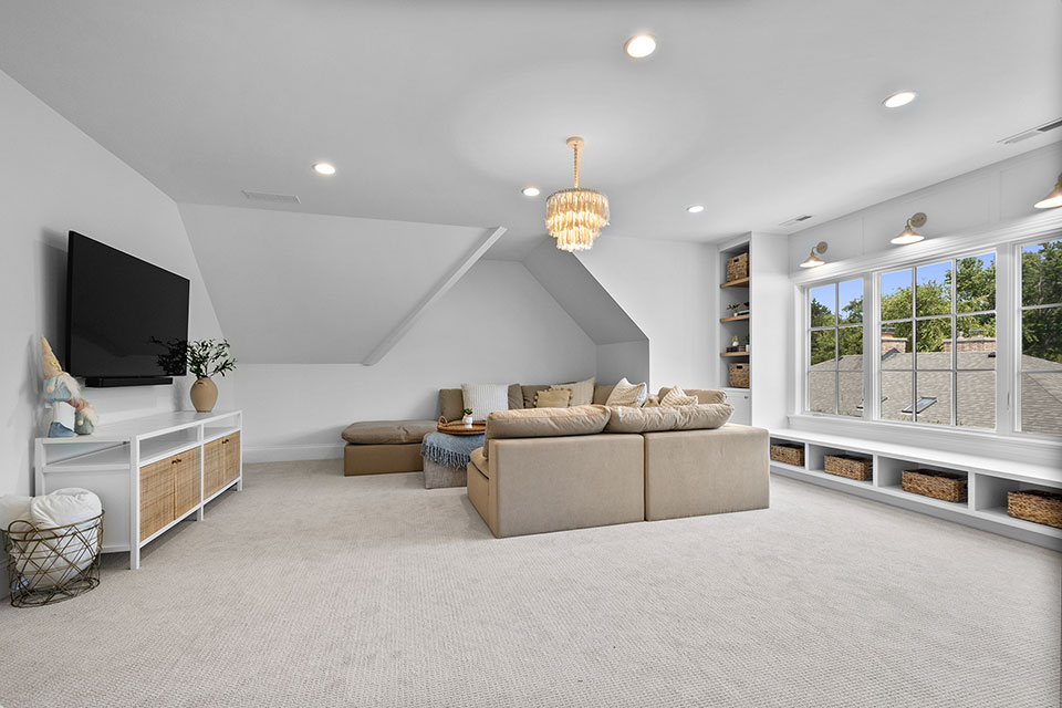 Glenview-Custom-Home-105 - Attic Living Area - Globex Developments Custom Homes