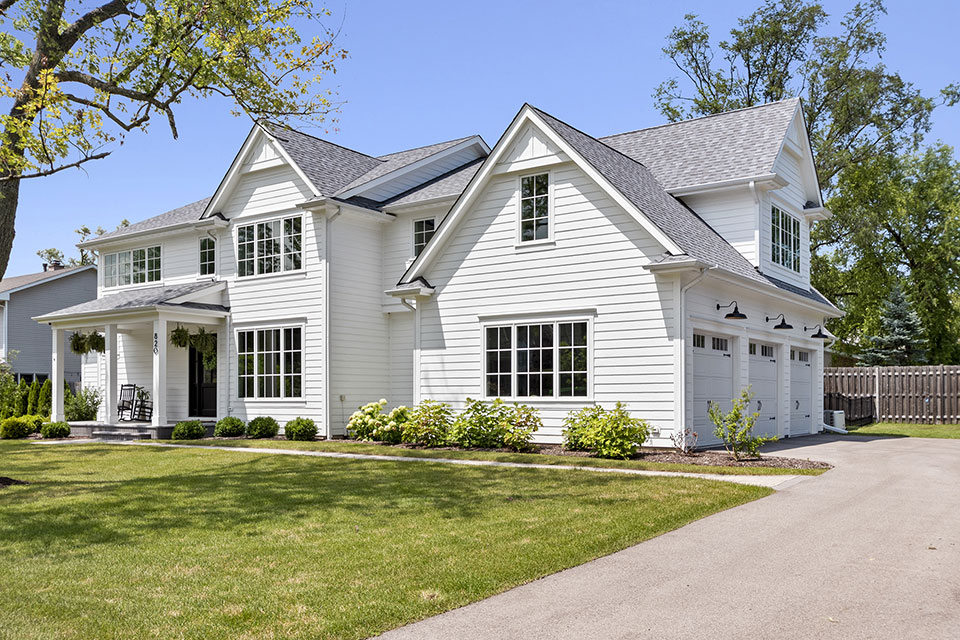 Glenview-Custom-Home-105 - Front Elevation Driveway View - Globex Developments Custom Homes
