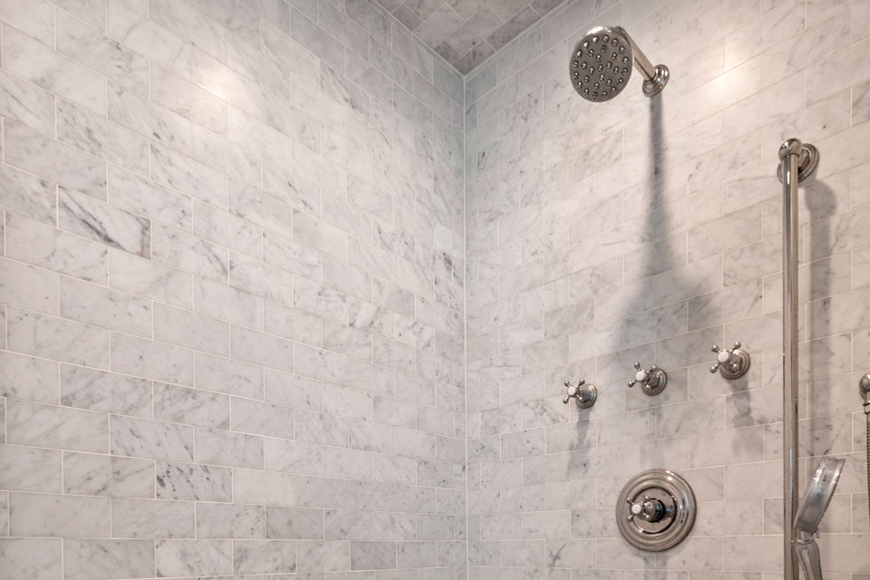 Glenview-Custom-Home-105 - Master Bathroom Shower - Globex Developments Custom Homes