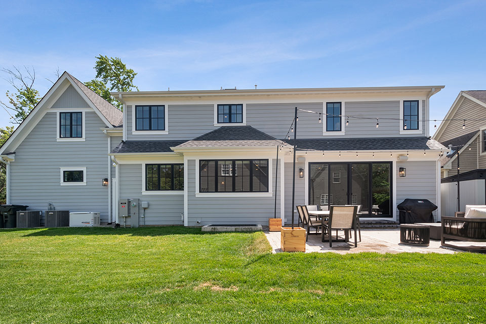 Glenview-Custom-Home-106 - Back Elevation - Globex Developments Custom Homes