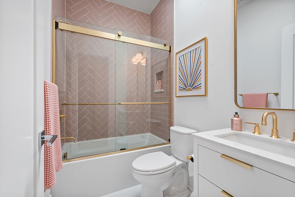 Glenview-Custom-Home-106 - Bathroom - Globex Developments Custom Homes