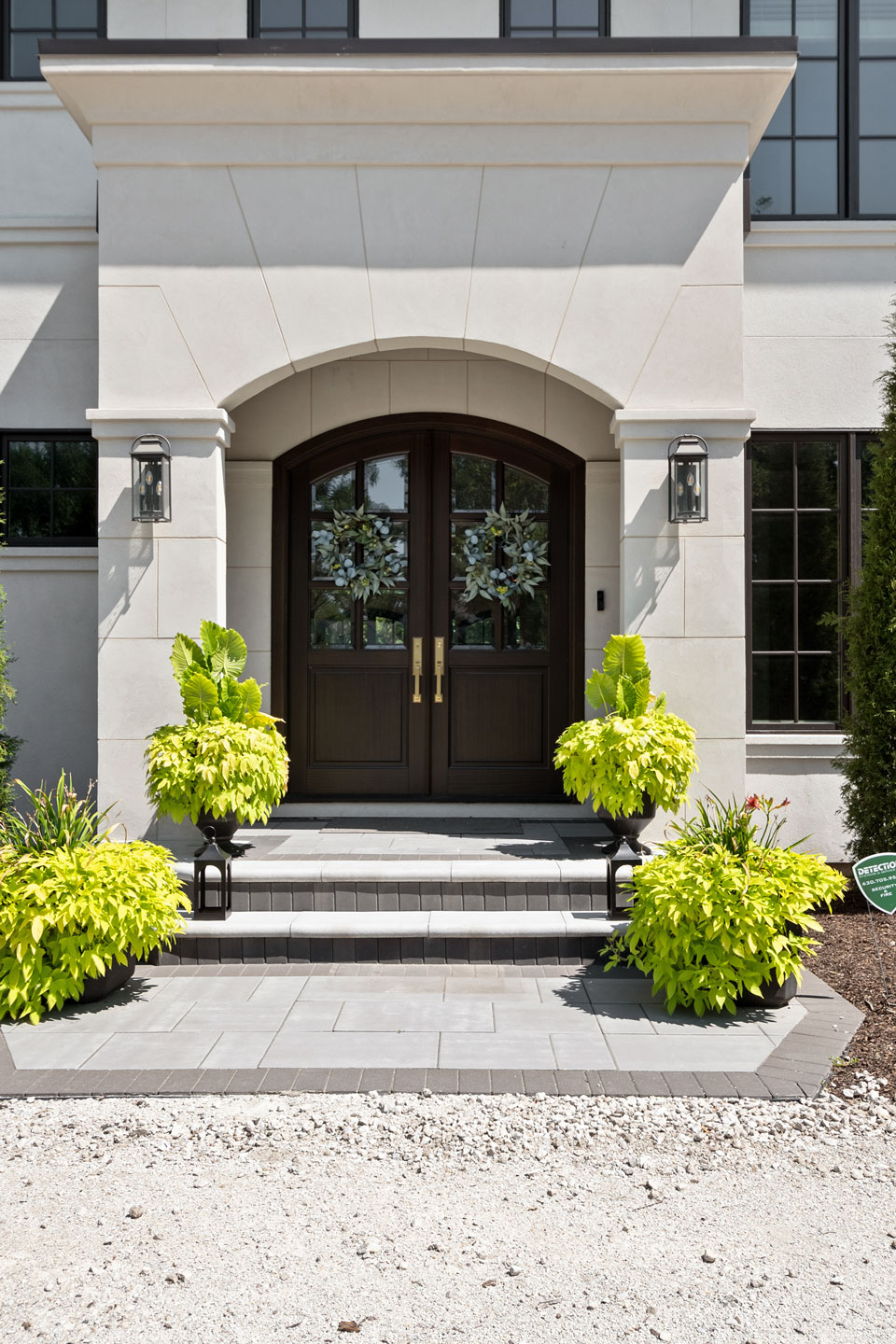 Glenview-Custom-Home-107 - House Main Entrance Entry Door - Globex Developments Custom Homes
