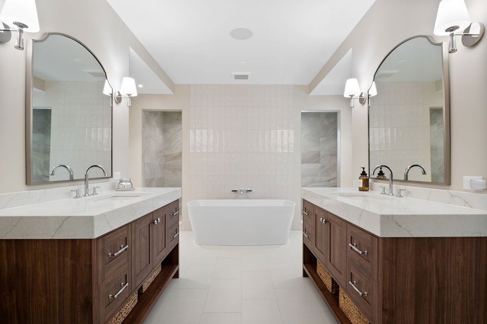 Glenview-Custom-Home-107 - Master Bathroom Vanities - Globex Developments Custom Homes