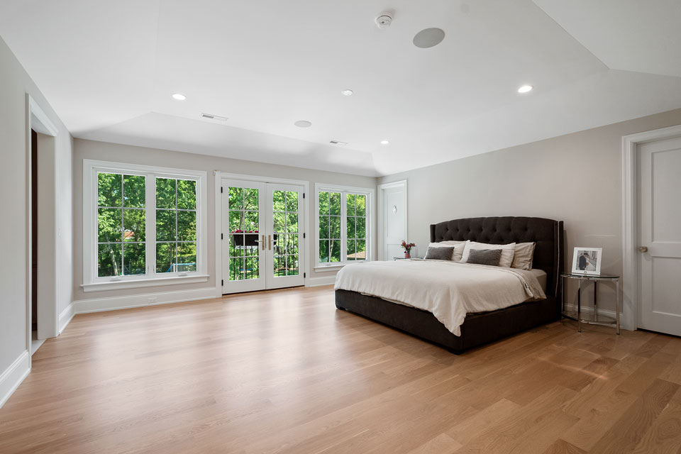 Glenview-Custom-Home-107 - Master Bedroom - Globex Developments Custom Homes