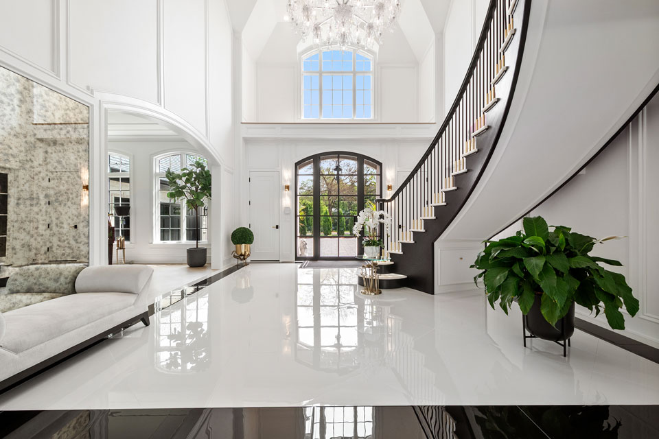 Northfield-Custom-Home-102 - Front Door, Stairscase, Foyer - Globex Developments Custom Homes