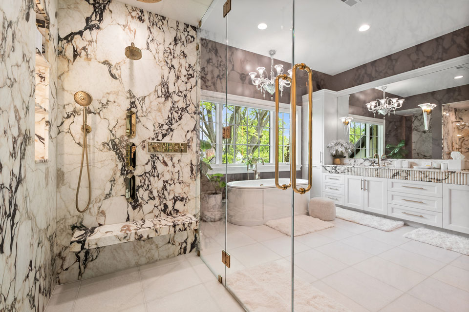 Northfield-Custom-Home-102 - Master Bathroom Shower Inside - Globex Developments Custom Homes