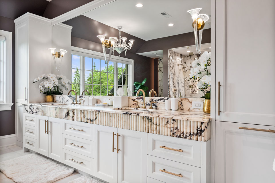 Northfield-Custom-Home-102 - Master Bathroom Vanity - Globex Developments Custom Homes