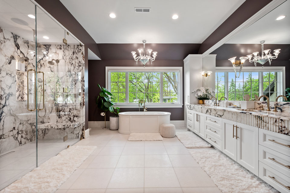Northfield-Custom-Home-102 - Master Bathroom - Globex Developments Custom Homes