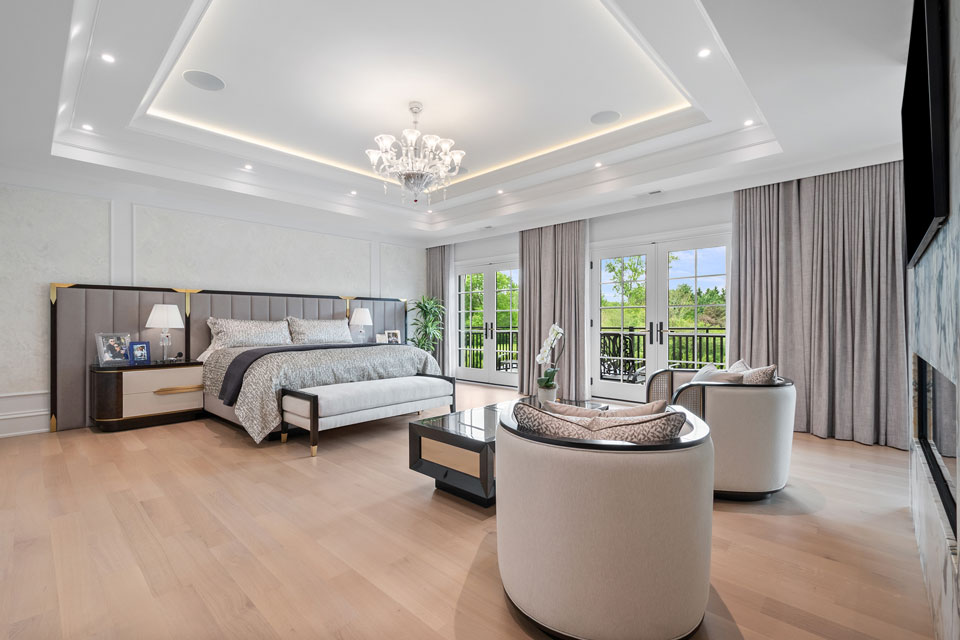 Northfield-Custom-Home-102 - Master Bedroom - Globex Developments Custom Homes